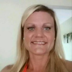 Meet your Posher, Kendra